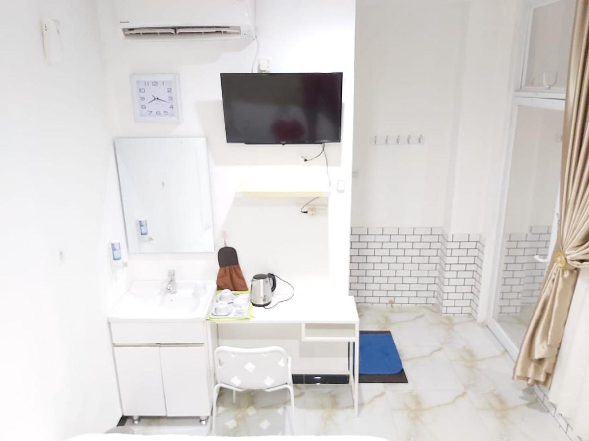 Alex Hostel 2 Palembang Dış mekan fotoğraf